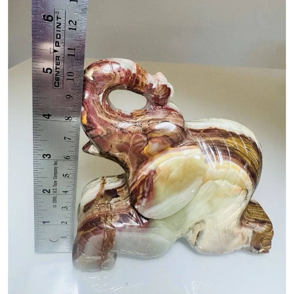 Hand Carved Onyx Elephant Figurine Natural Sculpture 5,3 in